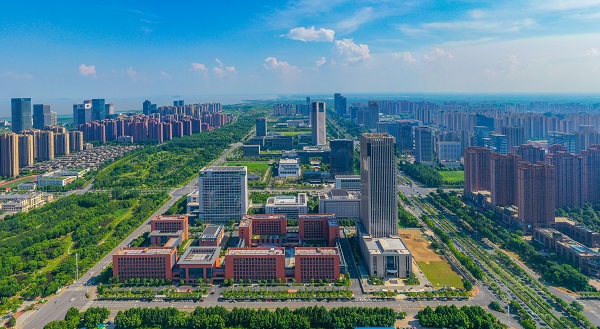 位于滨湖金融后台基地中的中国科大国金院和金融科技大厦.jpg